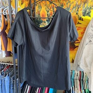 Fabletics Midnight Black Short Sleeve Top